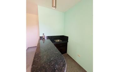 ALQUILER DE CASA CON LINEA BLANCA EN PENONOME