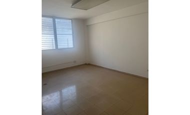 ALQUILER DE OFICINA EN VIA BRASIL DIAGONAL AL PRICESMART