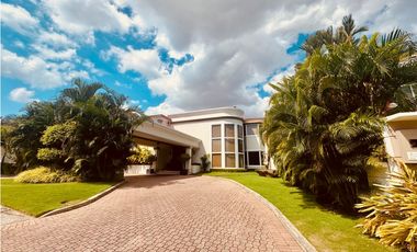 CASA VENTA ROYAL PACIFIC