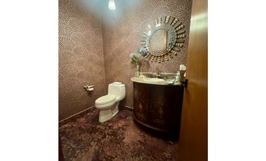 CASA VENTA ROYAL PACIFIC