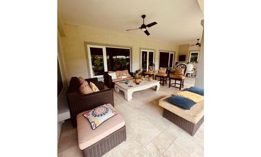 CASA VENTA ROYAL PACIFIC