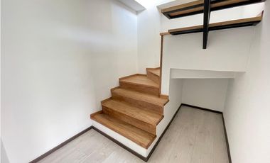 Arriendo Hermoso Apartamento Sabaneta sector Carmelo