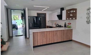 Linda Casa Envig el atravesado 170m2 💰1650 Mill