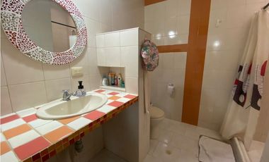 SE VENDE AMPLIA CASA FAMILIAR SECTOR JARDIN, SANTA MARTA