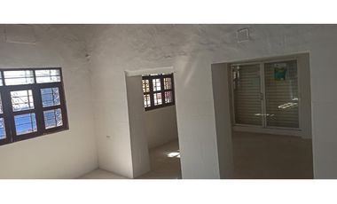 RENTO LOCAL COMERCIAL 150M2 -  EN CENTRO HISTORICO DE SANTA MARTA