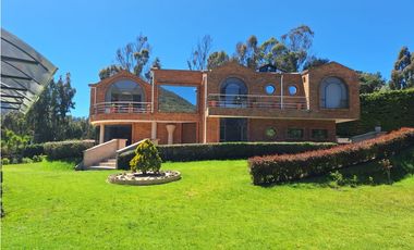 SE VENDE O PERMUTA CASA CAMPESTRE EN LA CALERA POR PEREIRA