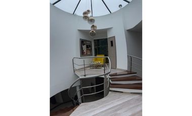 SE VENDE O PERMUTA CASA CAMPESTRE EN LA CALERA POR PEREIRA