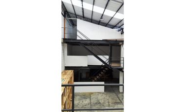 SE VENDE BODEGA EN MEDELLIN
