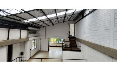 SE VENDE BODEGA EN MEDELLIN