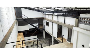 SE VENDE BODEGA EN MEDELLIN