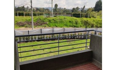 SE ARRIENDA HERMOSO APARTAMENTO EN MOSQUERA