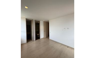 VENTA APARTAMENTO LA ESTRELLA, VISTA A LA RESERVA CON 94 MTS