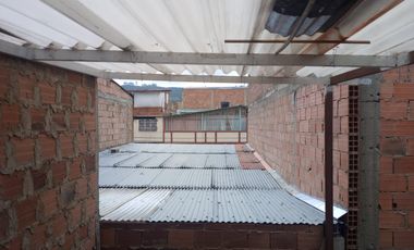 Casa 2 Pisos Sibate,72m² 2  Pisos Servicios Independientes, Licencia 3er Piso