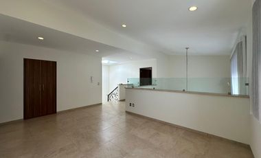 RENTA DE CASA EN RESIDENCIAL PORTOFINO METEPEC