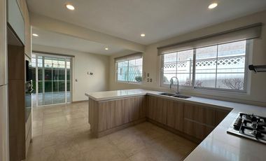RENTA DE CASA EN RESIDENCIAL PORTOFINO METEPEC