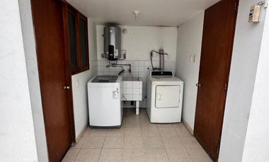 VENTA DEPARTAMENTO C/AMPLIA TERRAZA EN 2DO NIVEL, EL DERBY