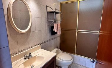 VENTA DEPARTAMENTO C/AMPLIA TERRAZA EN 2DO NIVEL, EL DERBY