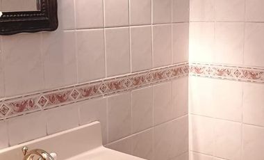 VENTA DEPARTAMENTO C/AMPLIA TERRAZA EN 2DO NIVEL, EL DERBY