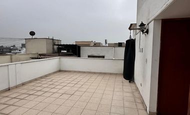 VENTA DEPARTAMENTO C/AMPLIA TERRAZA EN 2DO NIVEL, EL DERBY