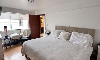 VENTA DEPARTAMENTO C/AMPLIA TERRAZA EN 2DO NIVEL, EL DERBY