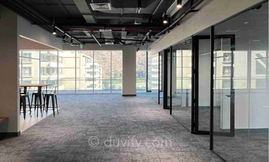 Oficina en Arriendo en Parque San Damián