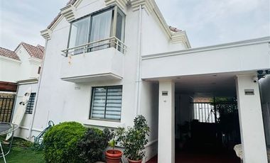Casa en Venta en Avd del canal 19760 ciudad de lo valles pudahuel