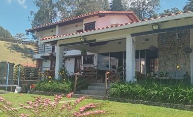 Casa-Finca en Venta Ubicado en Marinilla Codigo 5881