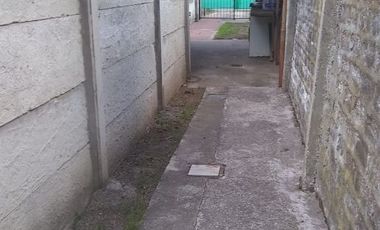 Casa con Departamento en venta en Quilmes Oeste