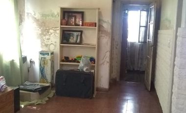 Casa con Departamento en venta en Quilmes Oeste