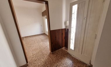 Casa PH en alquiler en Parque Quirno