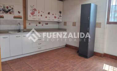 Casa en Arriendo en Rosas/Baquedano