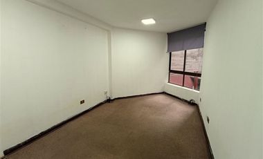 Oficina en Venta en DIAGONAL PARAGUAY / METRO SANTA LUCIA