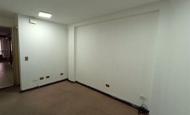 Oficina en Venta en DIAGONAL PARAGUAY / METRO SANTA LUCIA