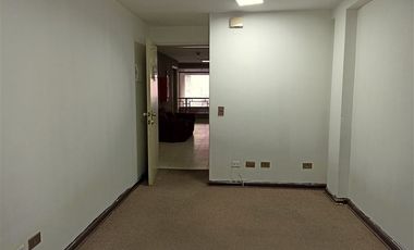 Oficina en Venta en DIAGONAL PARAGUAY / METRO SANTA LUCIA