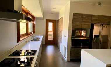 Departamento en Venta en Sector La Poza de Pucon orilla lago