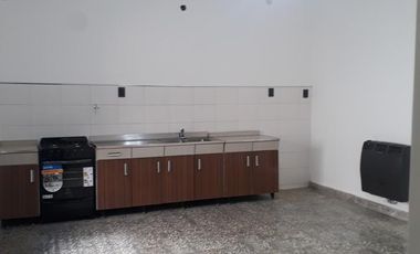 Casa 5 ambientes en venta en  Quilmes Oeste