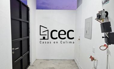 CASA DE 2 PLANTAS, 3 RECÁMARAS, 3 BAÑOS, COCHERA PARA 2 AUTOS