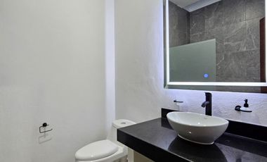 CASA DE 2 PLANTAS, 3 RECÁMARAS, 3 BAÑOS, COCHERA PARA 2 AUTOS