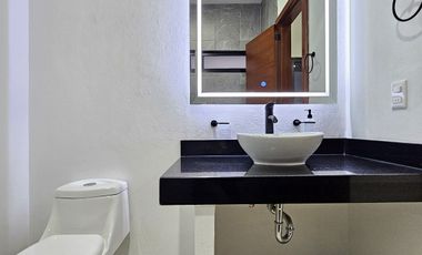 CASA DE 2 PLANTAS, 3 RECÁMARAS, 3 BAÑOS, COCHERA PARA 2 AUTOS