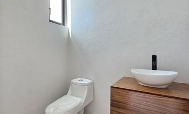 CASA 2 PLANTAS,  2 RECÁMARAS, 2.5 BAÑOS, COCHERA PARA 2 AUTOS