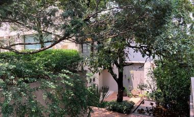 Casa en Club Bosques Santa Fe.