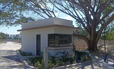 Terrenos en Venta en Condominio Residencia Stella al norte de la Cd de Colima