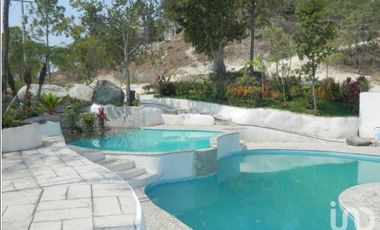 CASA EN VENTA EN RESIDENCIAL AGUA DE OBISPO ZONA ECOLOGICA EN CARRETERA FEDERAL 38 CHILP ACA