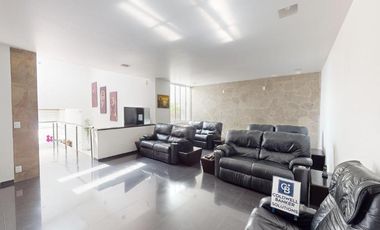 VENTA DE CASA EN PEDREGAL DE ECHEGARAY