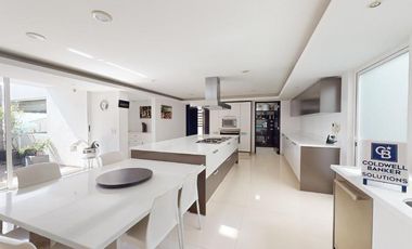 VENTA DE CASA EN PEDREGAL DE ECHEGARAY