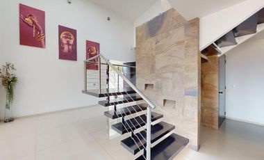 VENTA DE CASA EN PEDREGAL DE ECHEGARAY