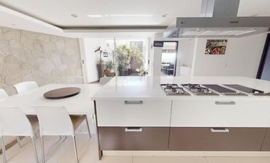 VENTA DE CASA EN PEDREGAL DE ECHEGARAY