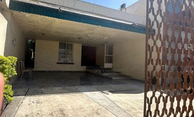 CASA EN VENTA EN CUMBRES