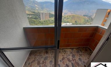 Apartamento en Arriendo Ubicado en Bello Codigo 1412