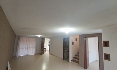 casa en renta toluca, zona aeropuerto, doble filtro de seguridad